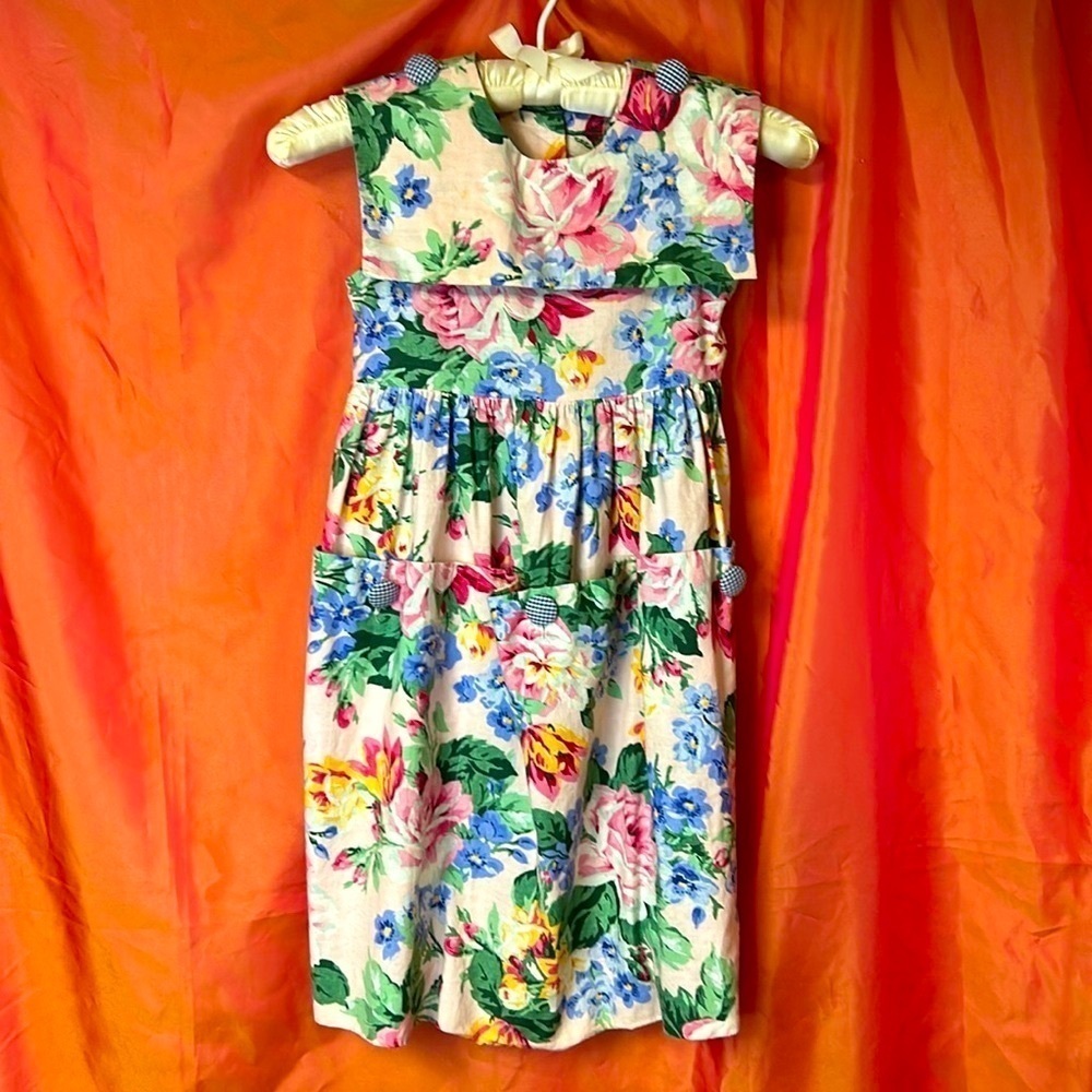Eloise Girl’s Floral Dress Size 5 Cloth Covered Buttons Pockets Sleeveless